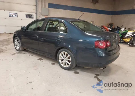 2010 Volkswagen Jetta Limited Edition from USA, damaged, VIN 3VWRZ7AJ7AM120399